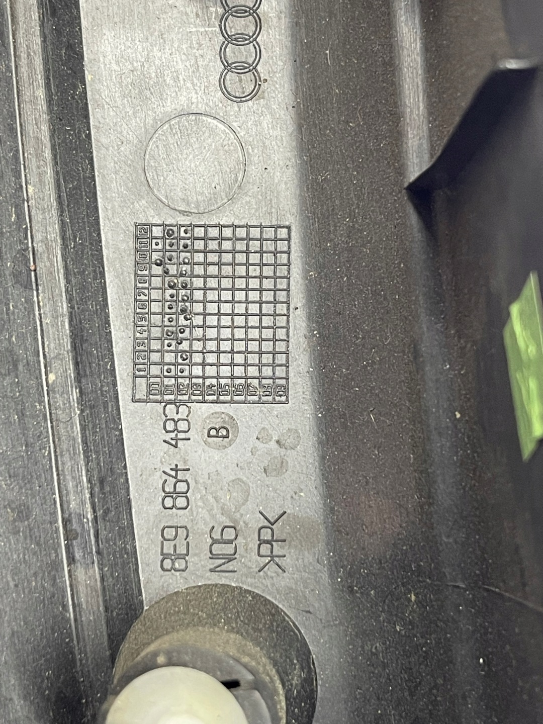 cover of the threshold boot Audi OE A4 B6 8E9864483