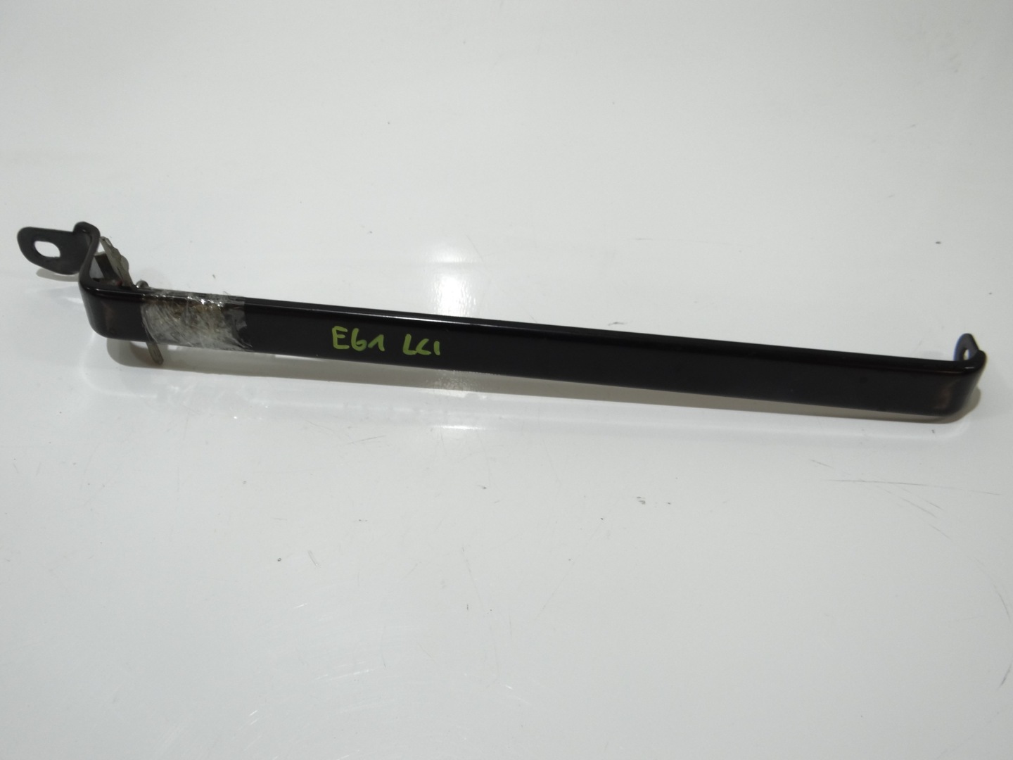 Halter Halter AKUMULATORA BMW E61 OE (4822616)