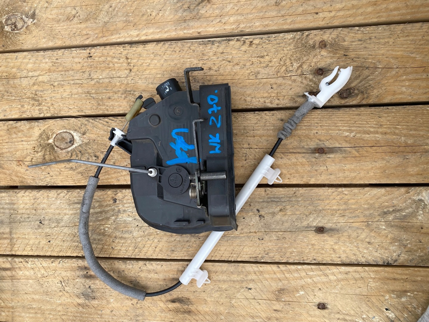 lock door right BMW E46 7PIN 8253433