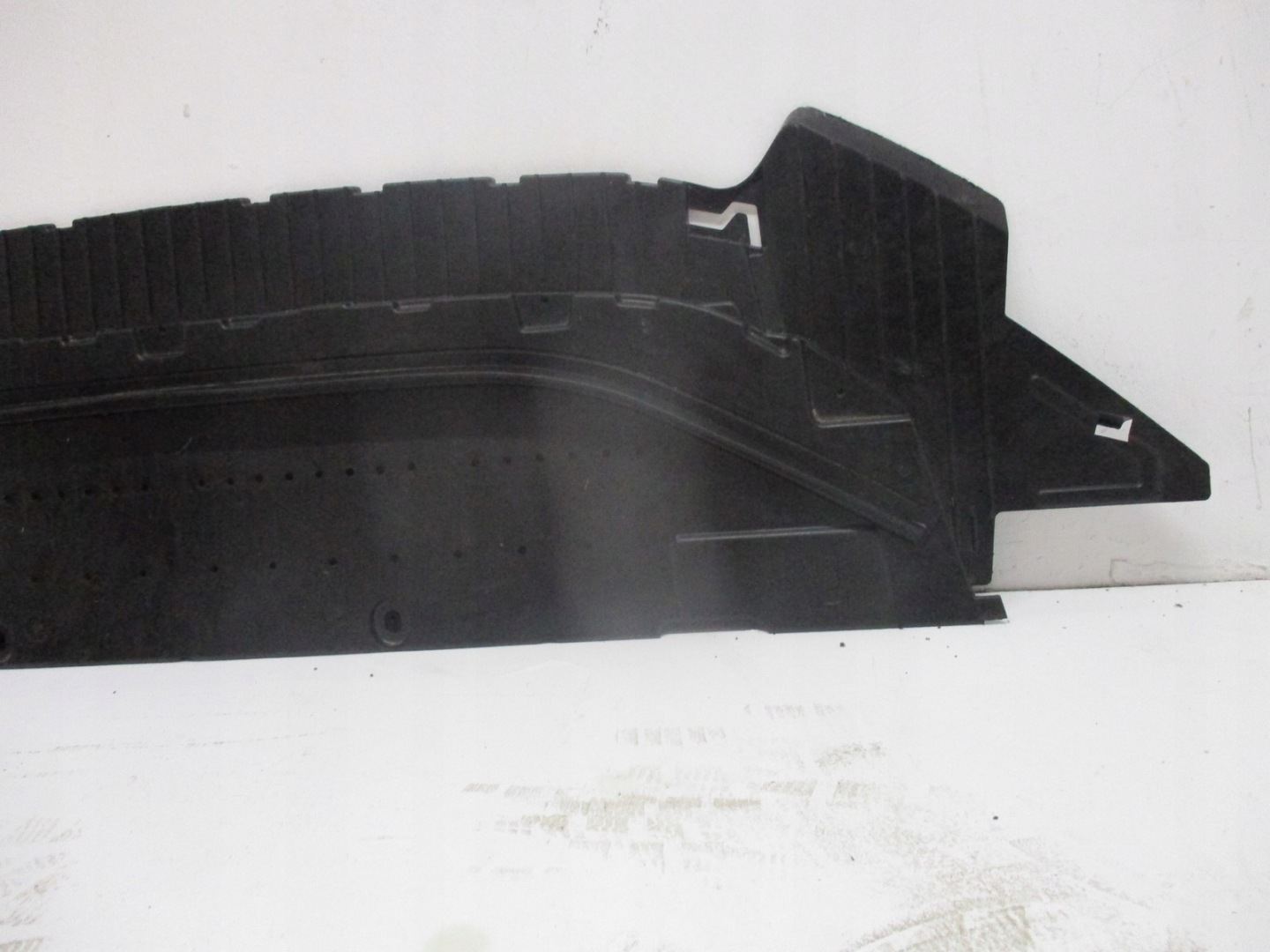 cover cover below bumper AUDI A6 4G0807611F