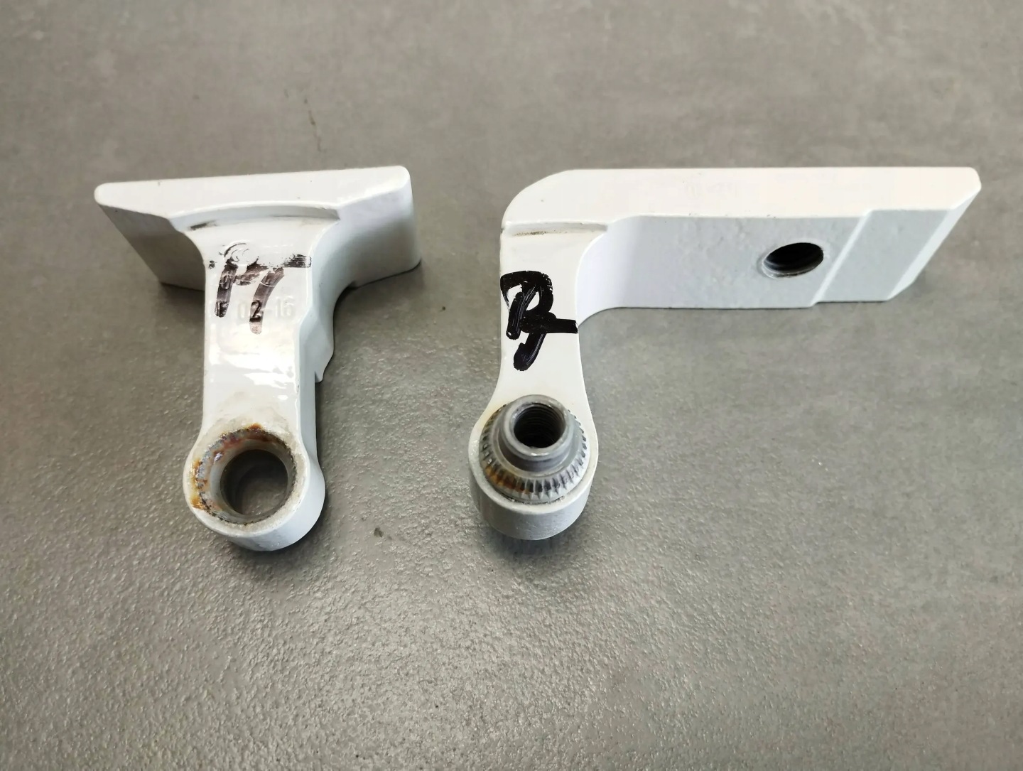 BMW 7 G11 hinges door right rear part 7333062 Z bodywork