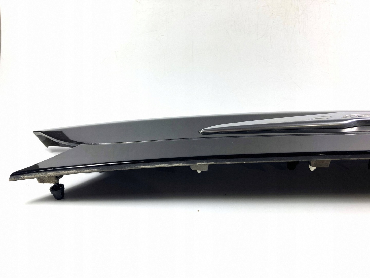 Chrysler Pacifica 2017-20 Couverture de lhayon z kamerka kapletna