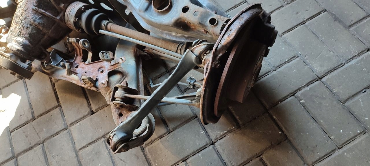 sider axis rear part rear sususpension subframe Mercedes W208 2,0 compressor;
