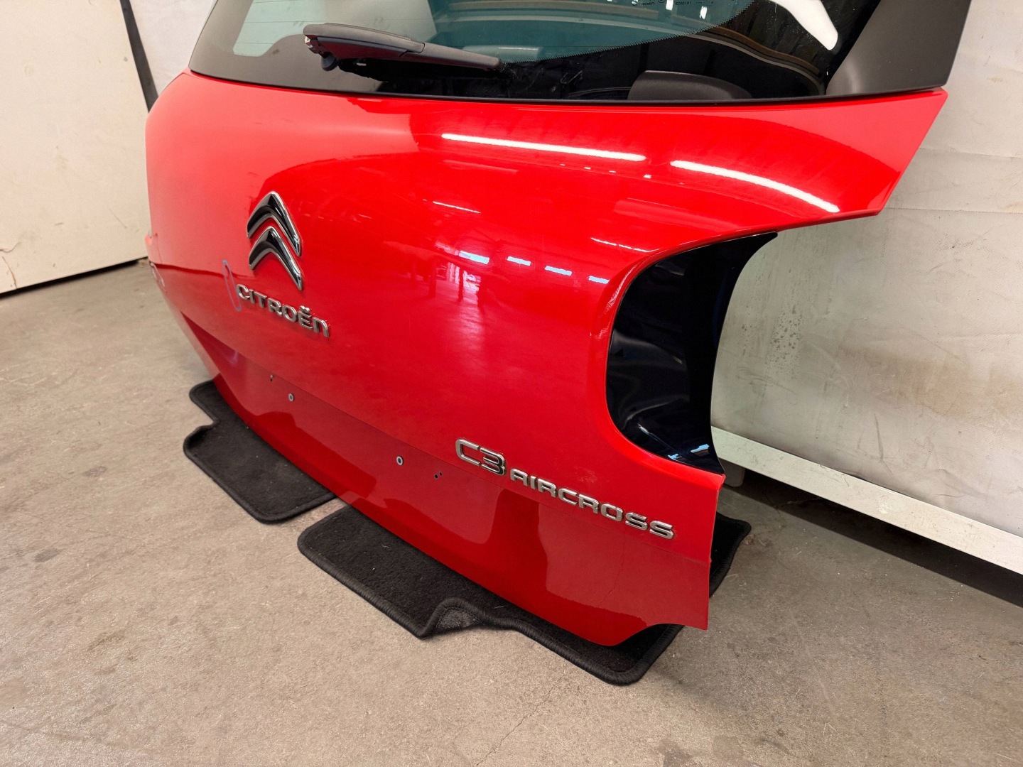 C3 Aircross boot door rear boot KVD complete