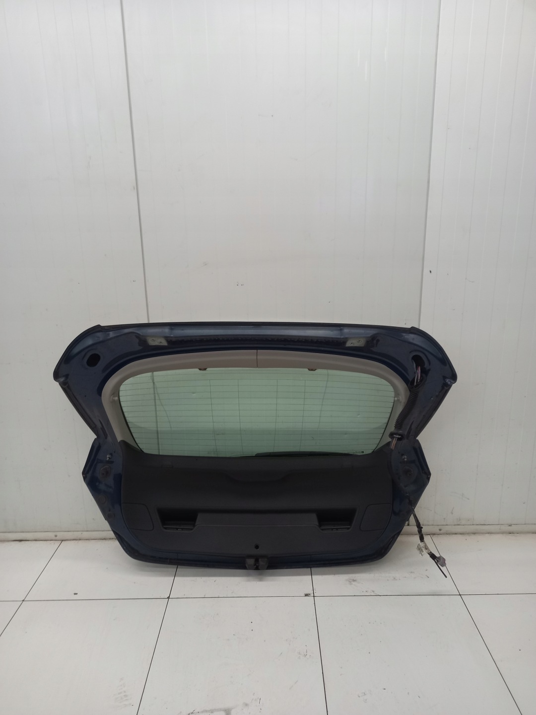 boot doors rear part OPEL ASTRA J 2010