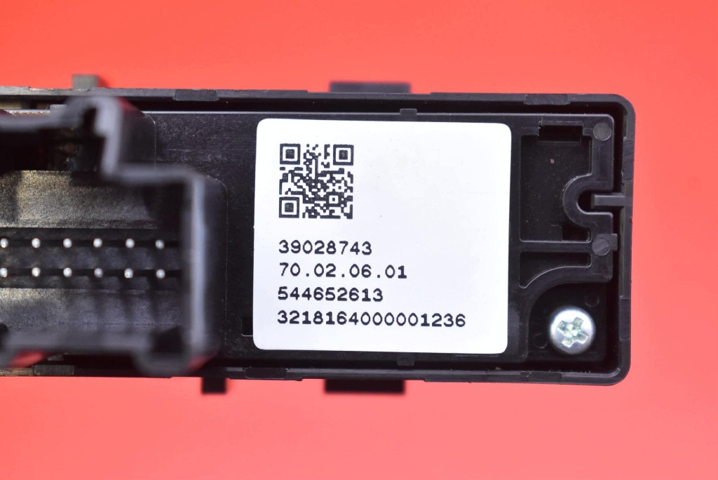 switch PANEL controls 39028743 OPEL ASTRA 5 V K 15-20