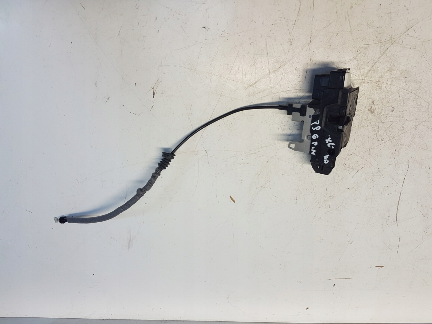 VOLVO XC40 lock door right front 6PIN 31462456