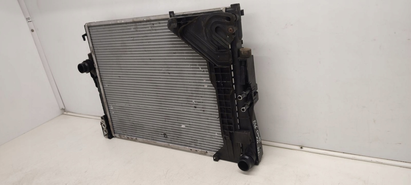 chladič vody klimatizaci BMW E46 Coupe 2,5