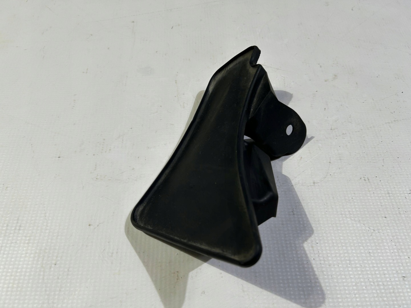 mudguard flap rear part rear left original Subaru WRX VB 2022r