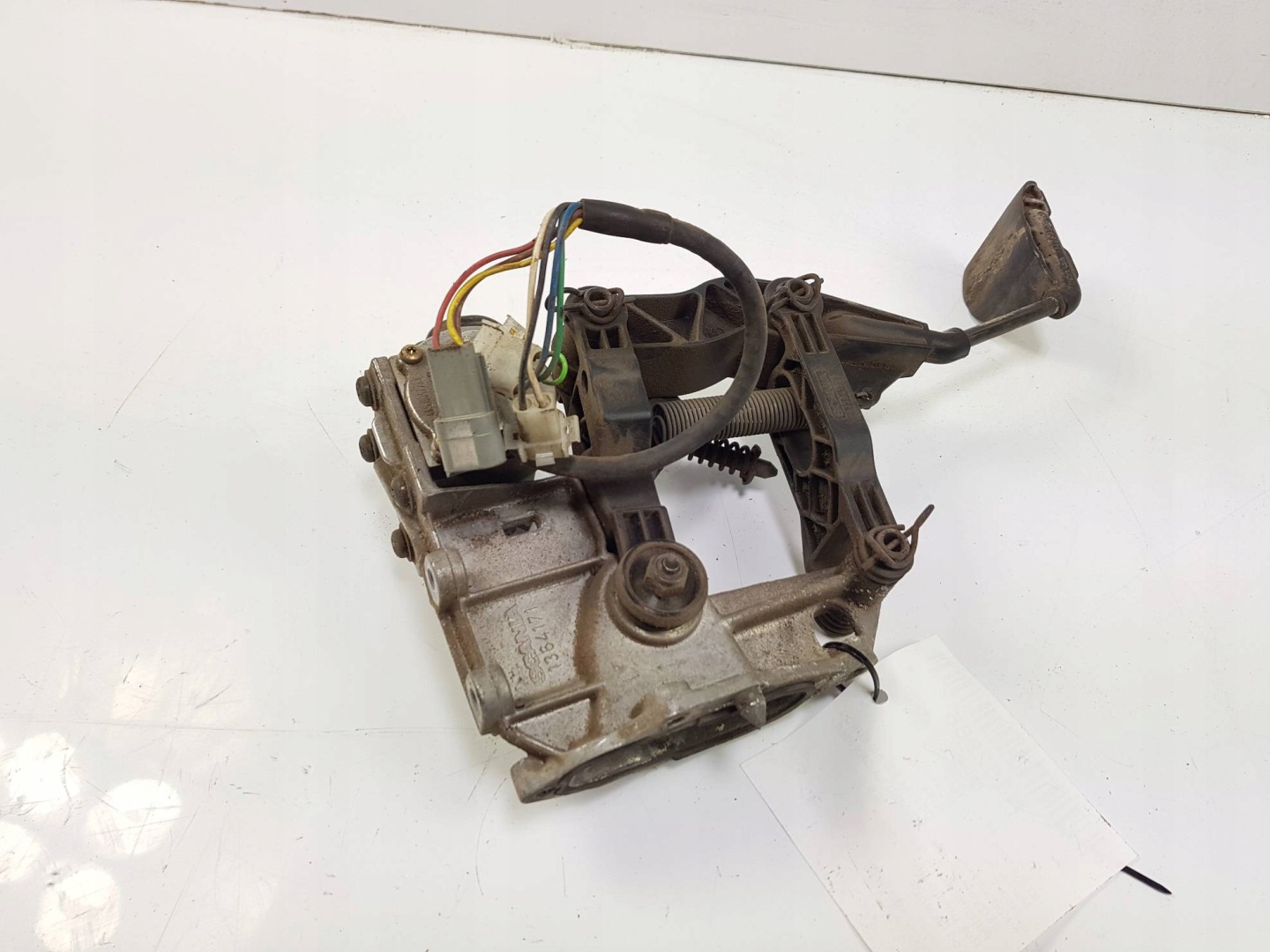 PEDAL 1364171 SCANIA R114