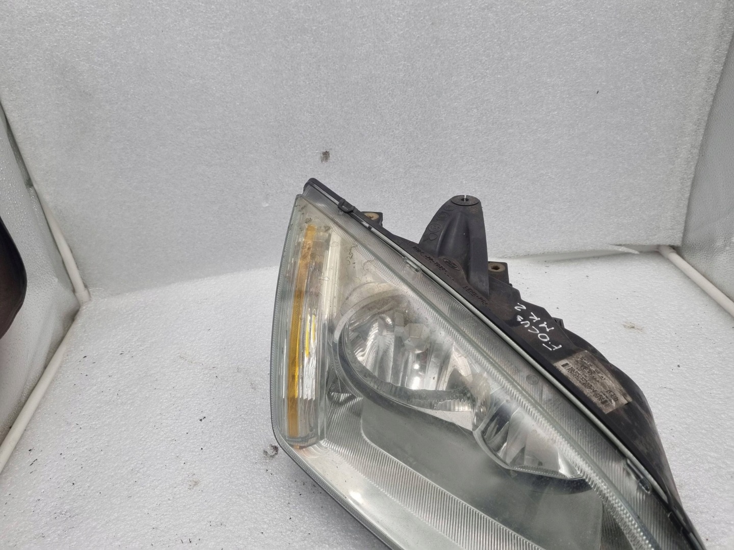 Reflektor light right front Ford Focus II 2004-2008 R 4M5113W029AD Europa