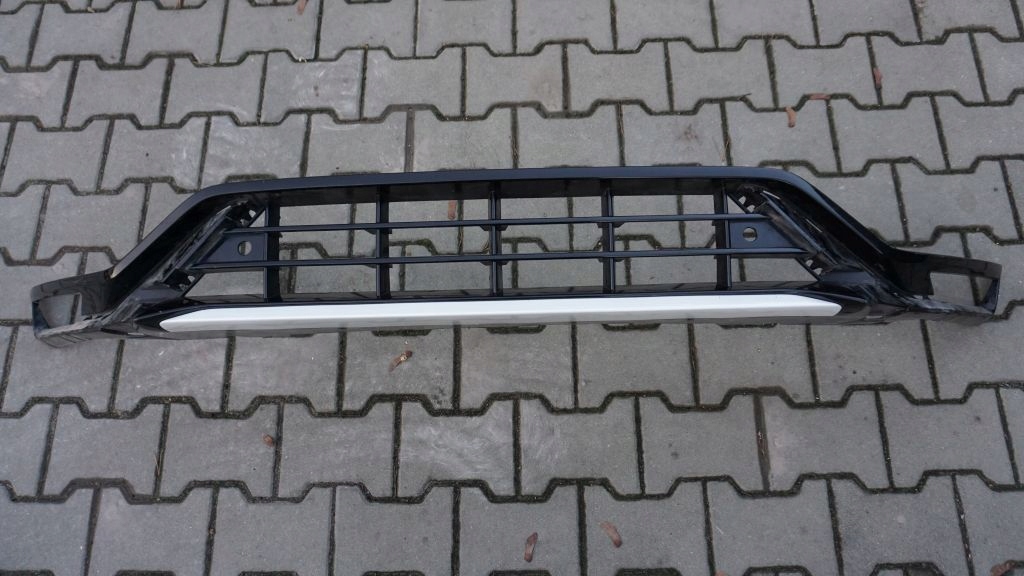 VOLVO XC90 II R-design LIFT - grid of a bumper front