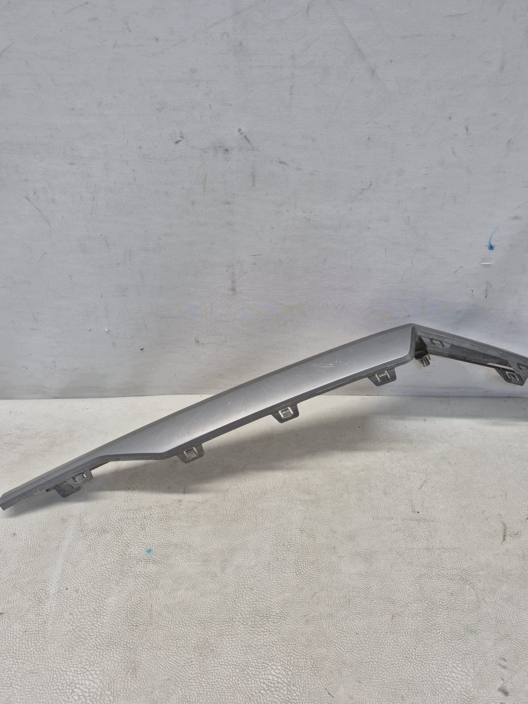 KIA NIRO EV II 2 moulding CHROM of a bumper left front front 86595-AO010
