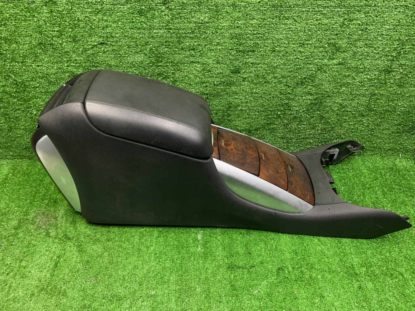 Mercedes w251 armrest tunel passenger compartment central r-klasa