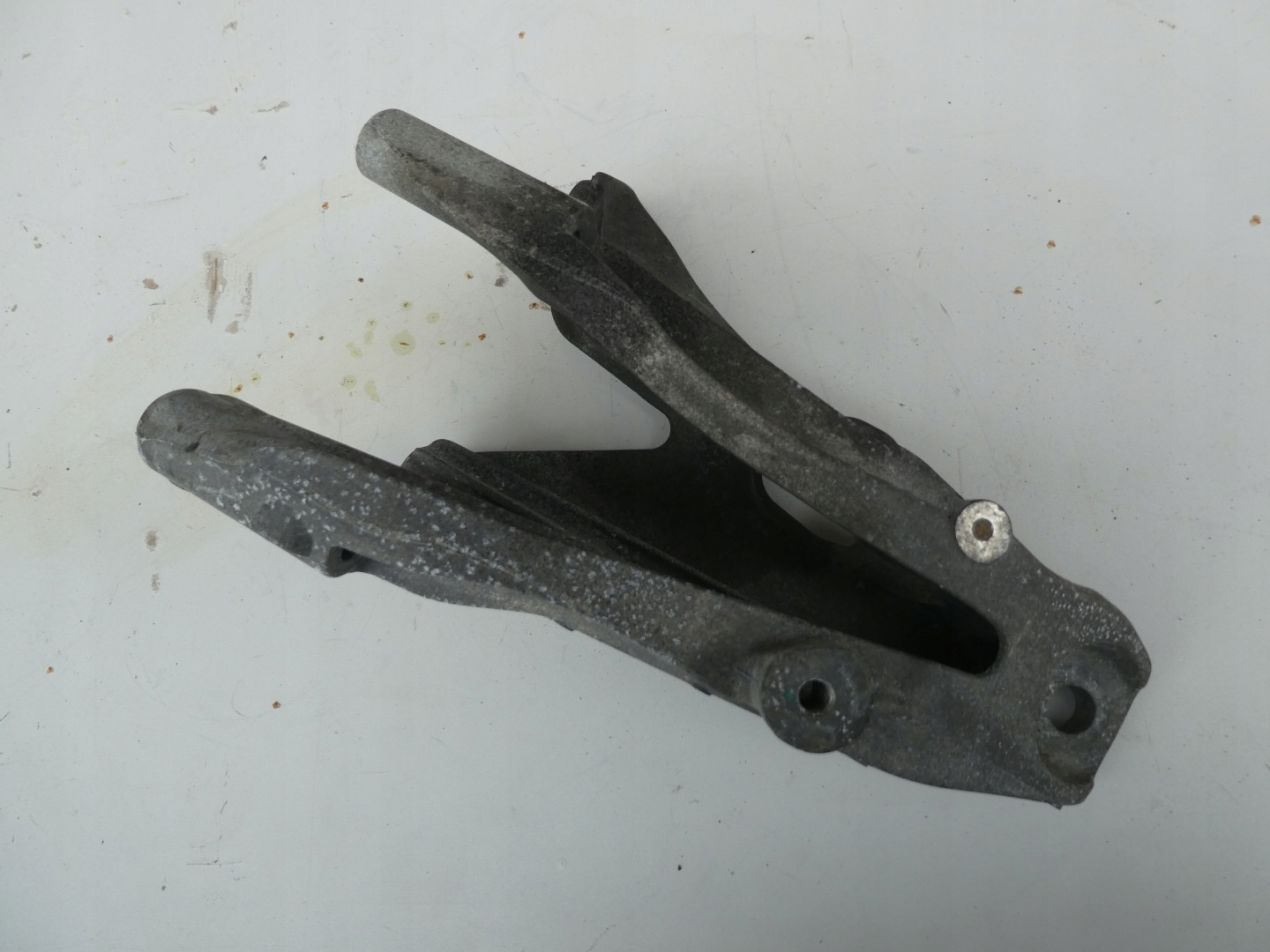 VW T6 2.0 TDI holder engine mount 7E0199370L