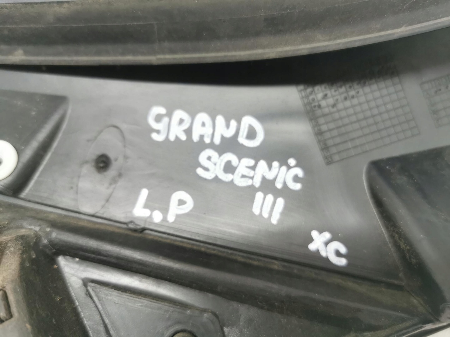 moulding SLUPKA windows left RENAULT SCENIC III TEGNE