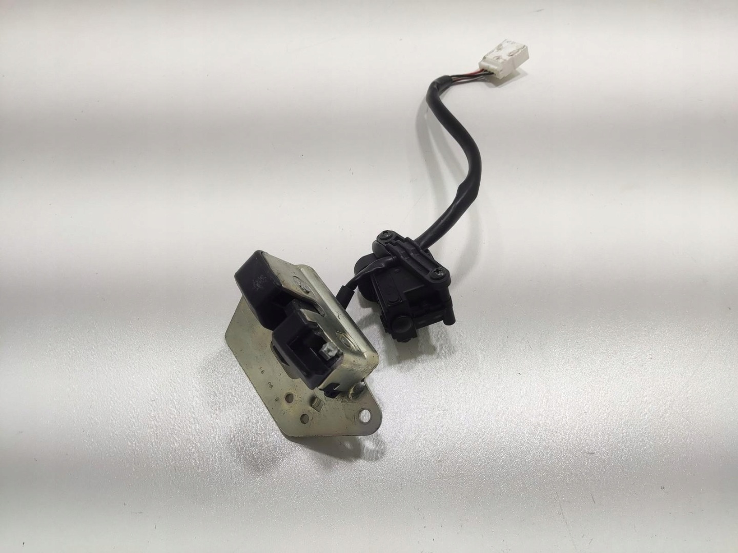 lock bonnet boot rear part CITROEN NEMO 2007-2017