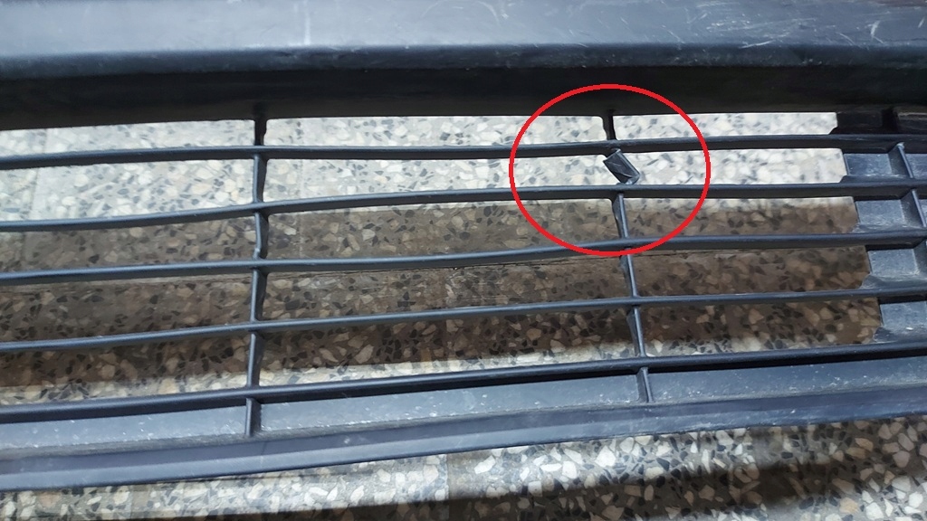 grid accessories cap of a bumper front front TOYOTA YARIS CROSS 21
