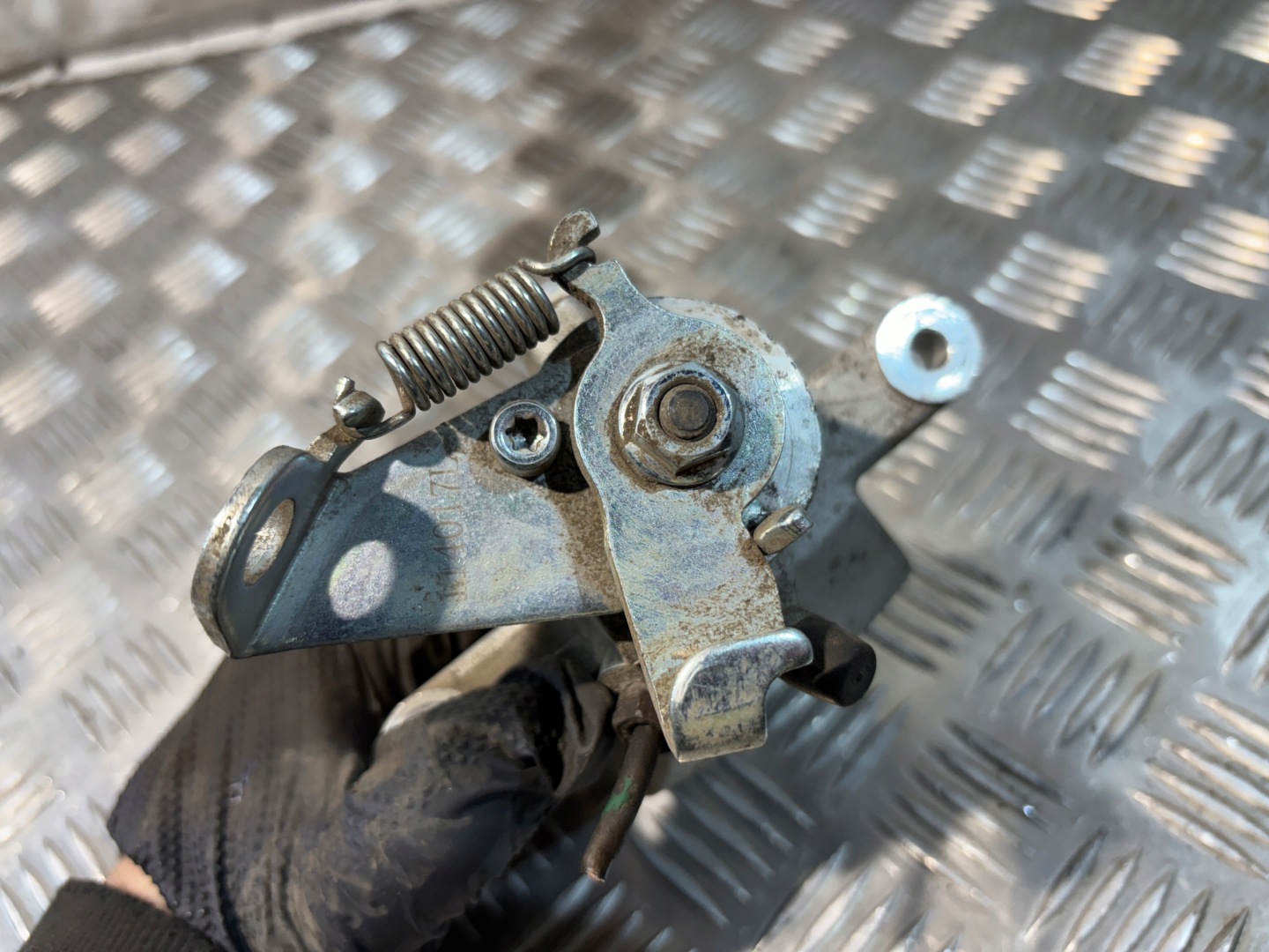 caliper brake left rear part Renault Scenic II 2