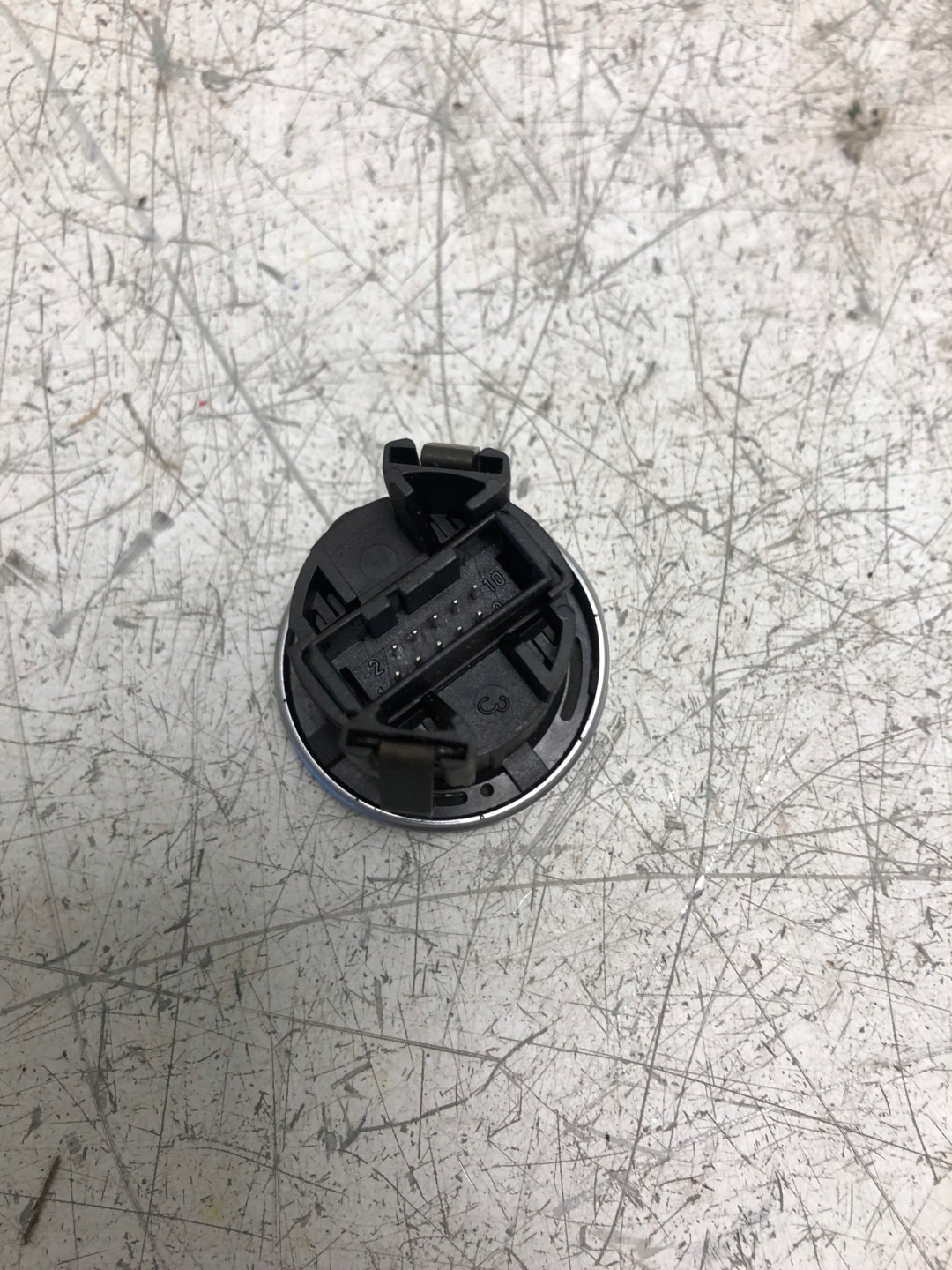Schalter START STOP BMW E61 LIFT 9110359