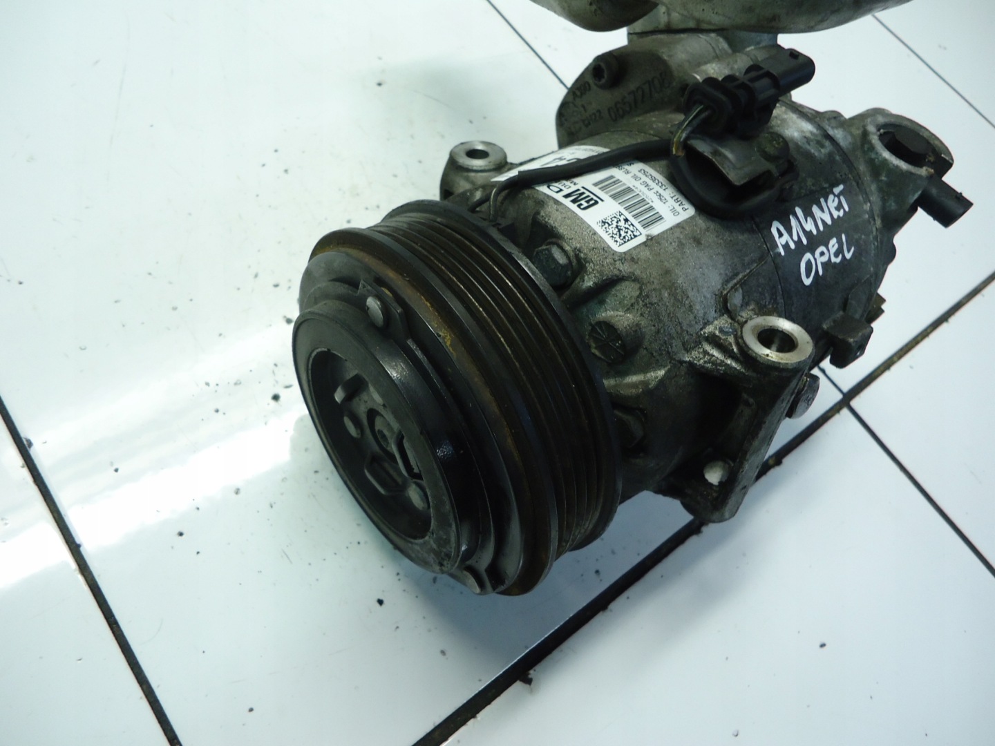 OPEL ZAFIRA B 1.4T TURBO klimakompressor 13335253