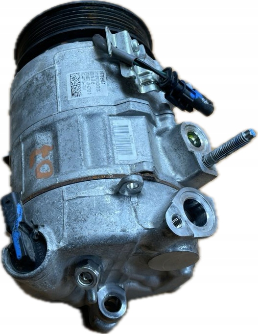 O7 CADILLAC CT5 SPORT V 2019 - compressor of the air conditioning compressor; 86796952