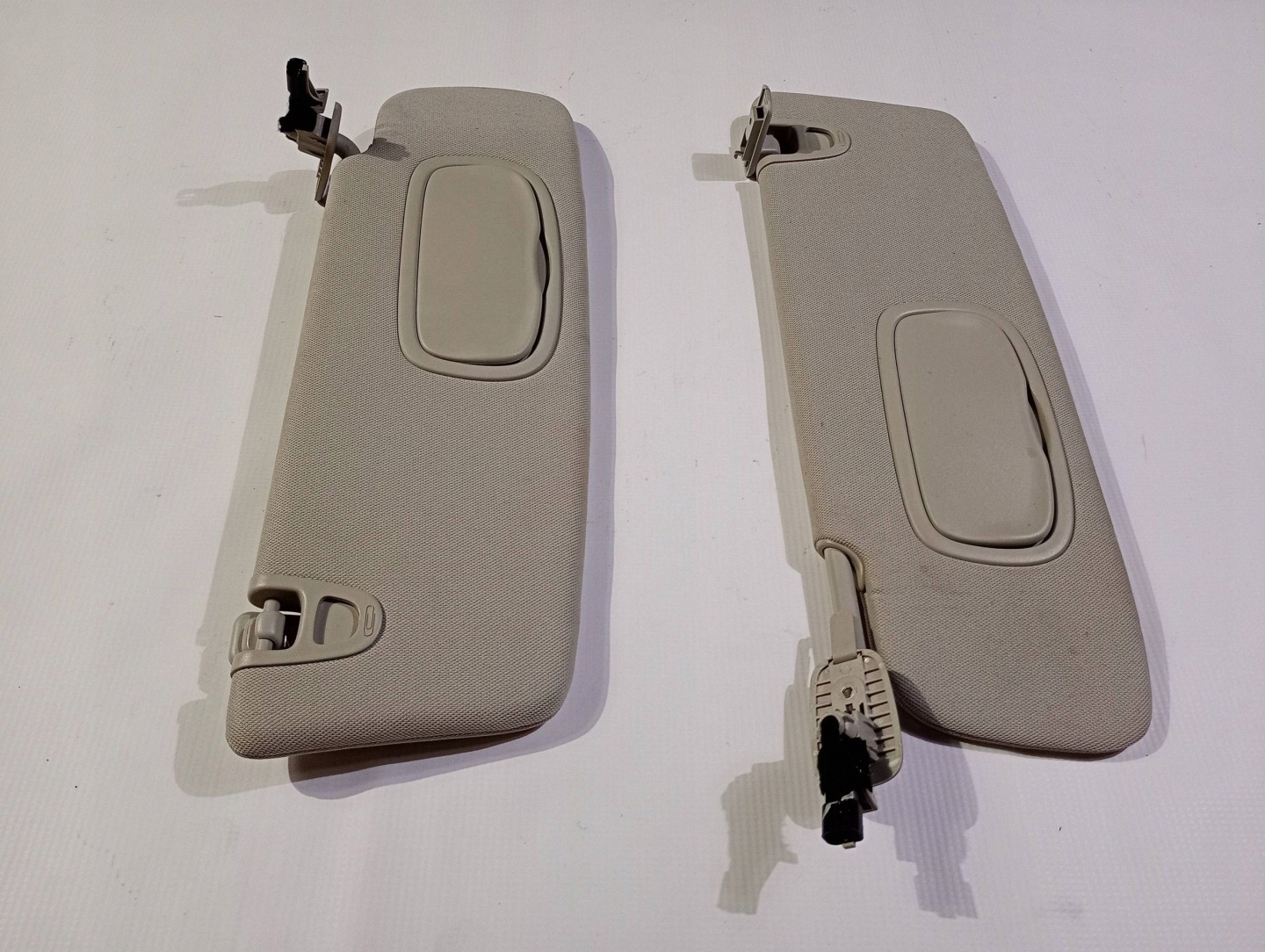 cover przeciwsloneczna left right komplet Chrysler Pacifica 2021