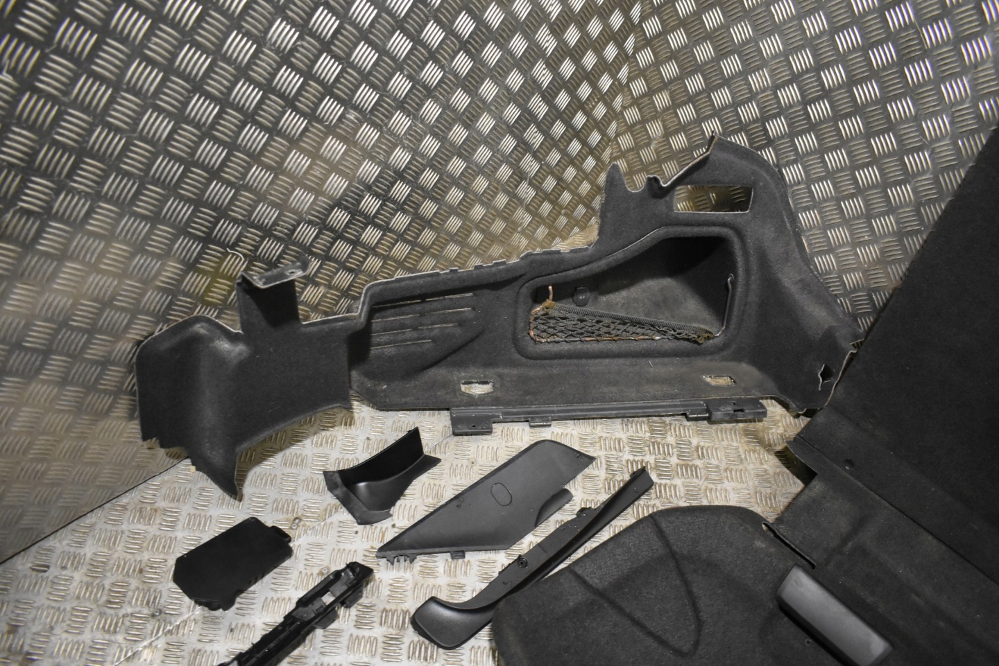 IDEALNE inner upholstery KPL. boot AUDI A5 S5 B9 CABRIO 1