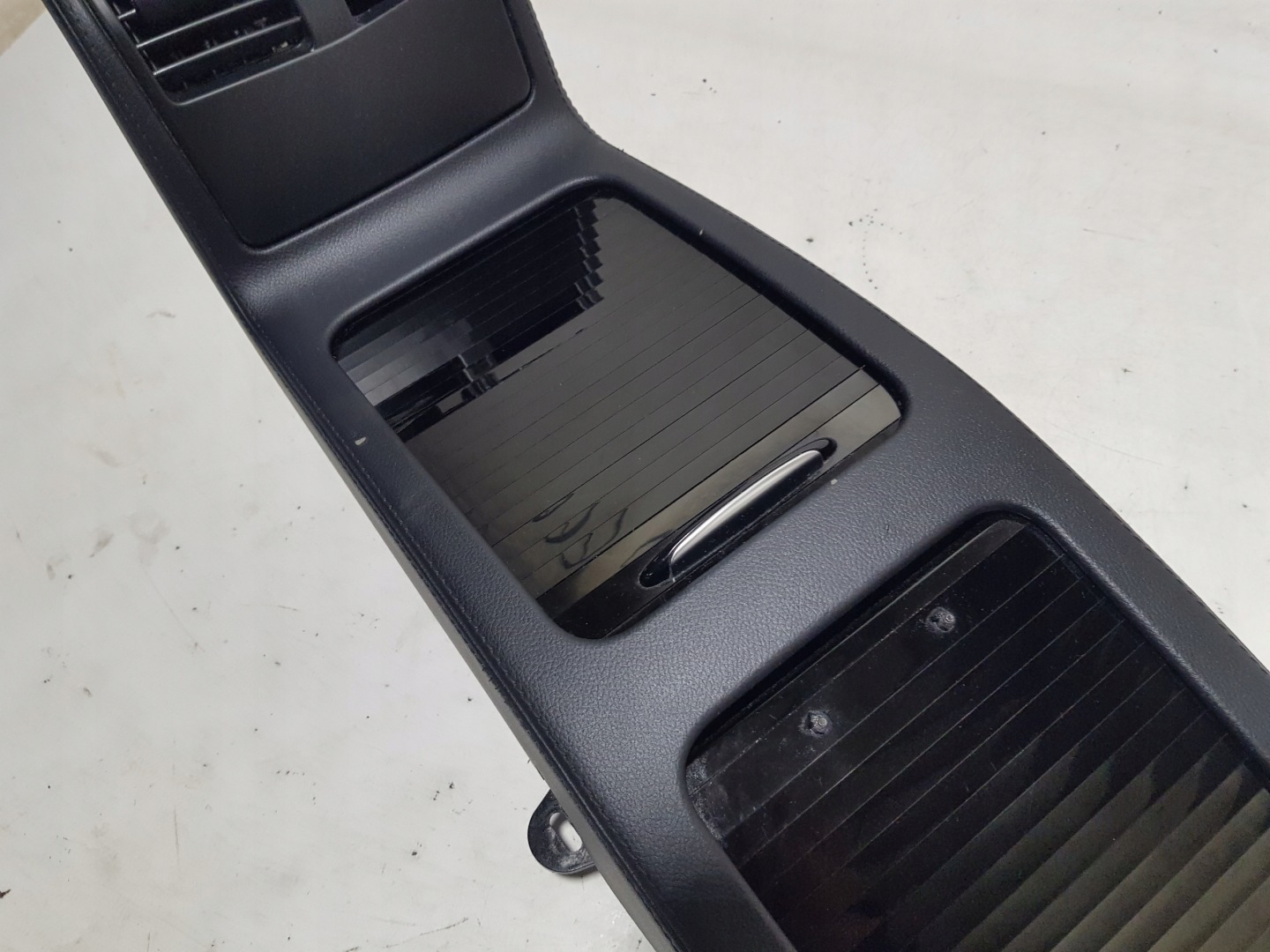 armrest rear part rear MERCEDES CLS W218 TUNEL