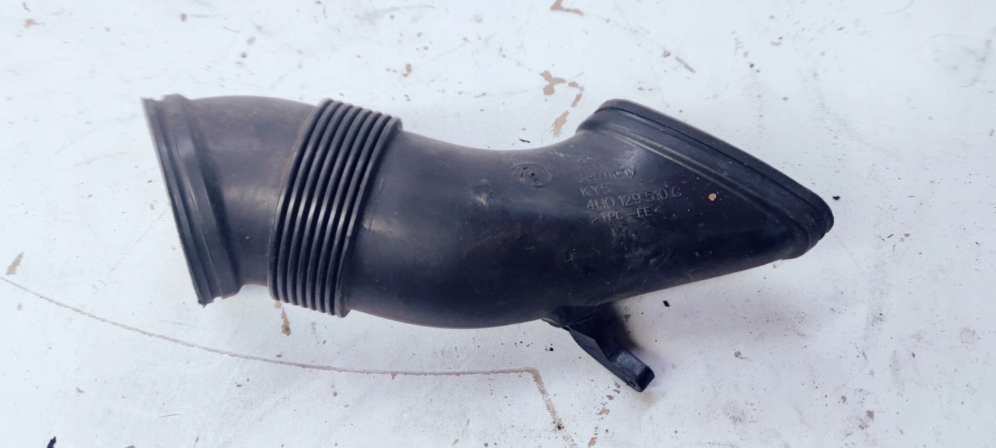 intake air hose AUDI A8 D4 4.2 FSI 4H0129510C