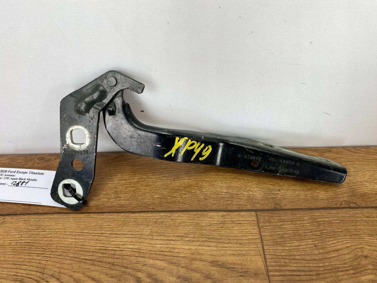 bonnet hinges right Ford Escape IV Kuga MK3 2020+
