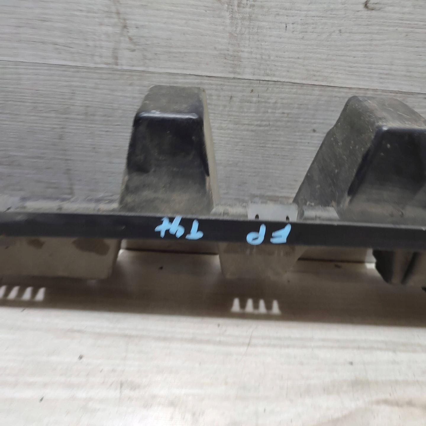 Support montage pare-chocs Arrière Arrière Jaguar F-Pace HK8317E855A