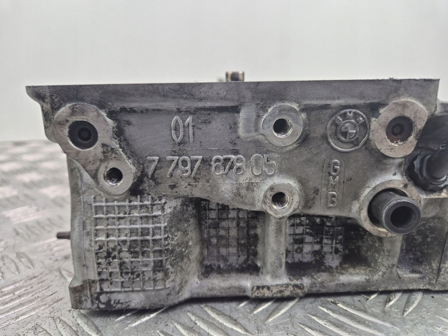 testata motore BMW 3 E90 E91 318d 7797678 N47D20A