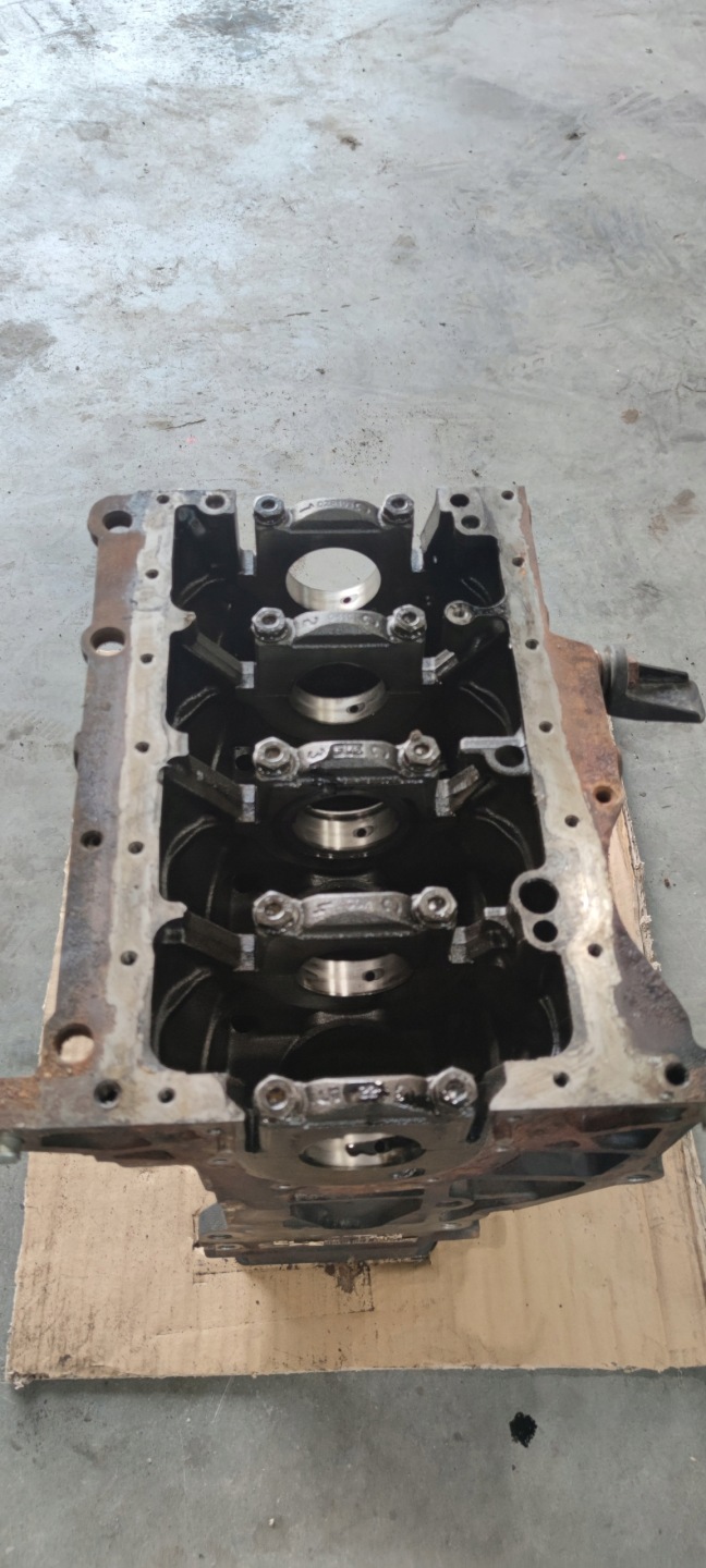BLOK Motore AUDI VW SEAT BKD 1.9 2.0 TDI 038021CF