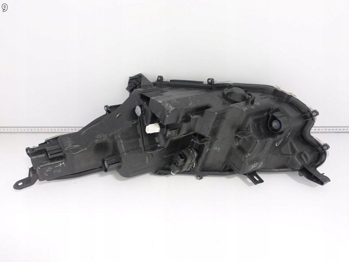 TOYOTA YARIS IV (4 GENERACJA) XP210 GR 20- light FULL LED right front EU