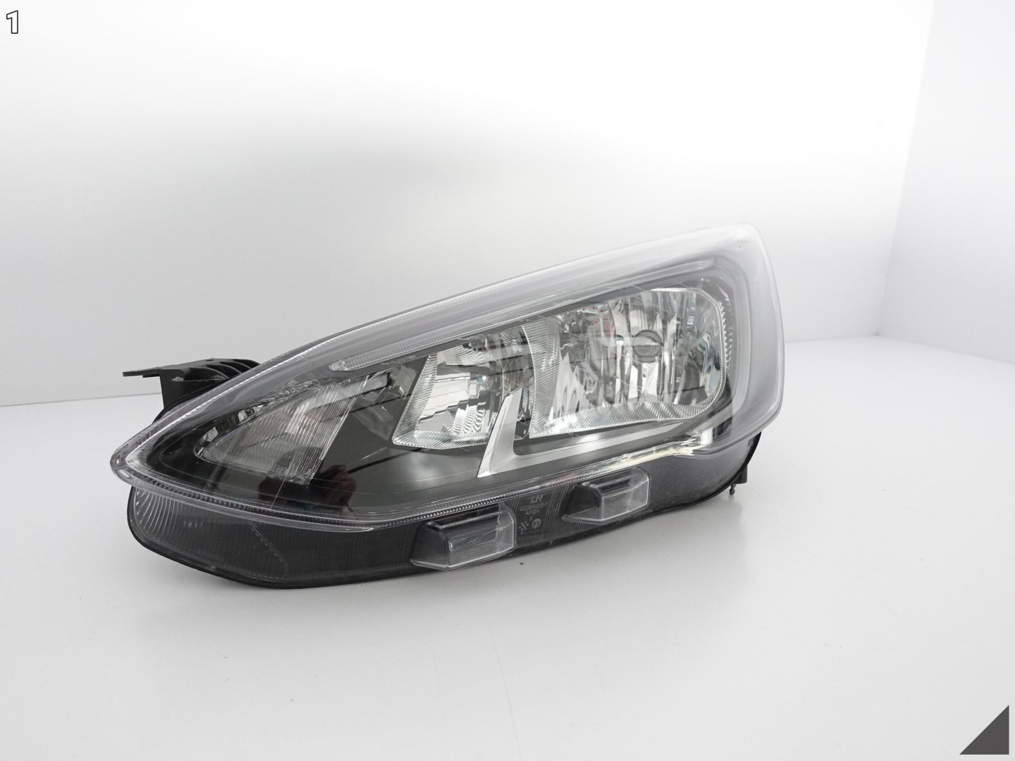FORD FOCUS IV MK4 18- light ZWYKLA+LED left EU