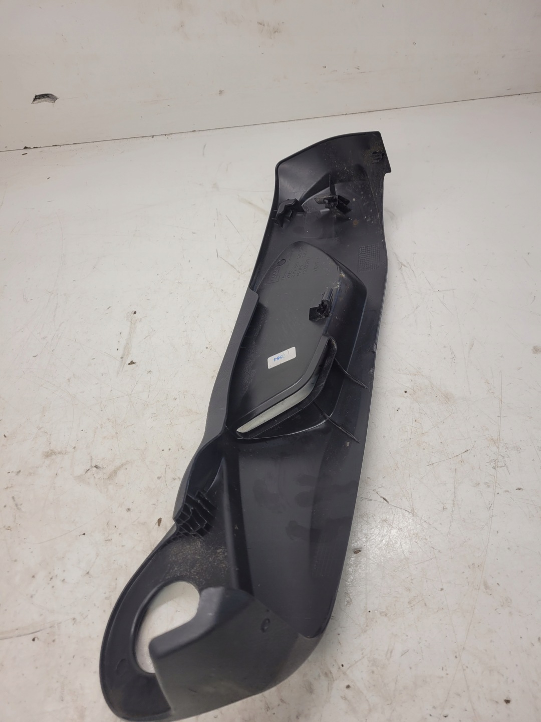 cover spoiler seat left AUDI A3 8V 8V0881325C