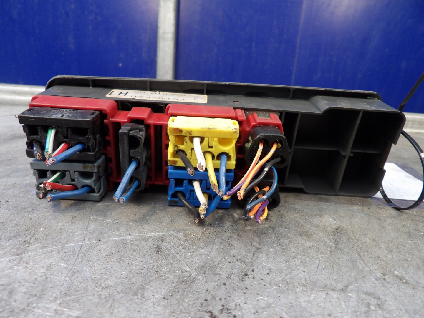 Volvo S40 window control switch 30815235 03458032