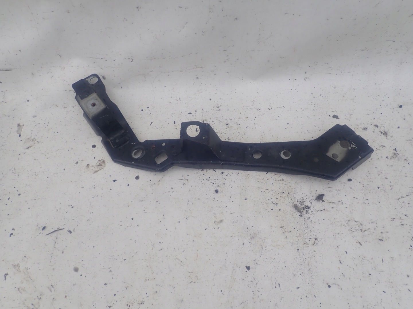 INFINITI M37 M56 M30 Q70 OKULAR supports left front
