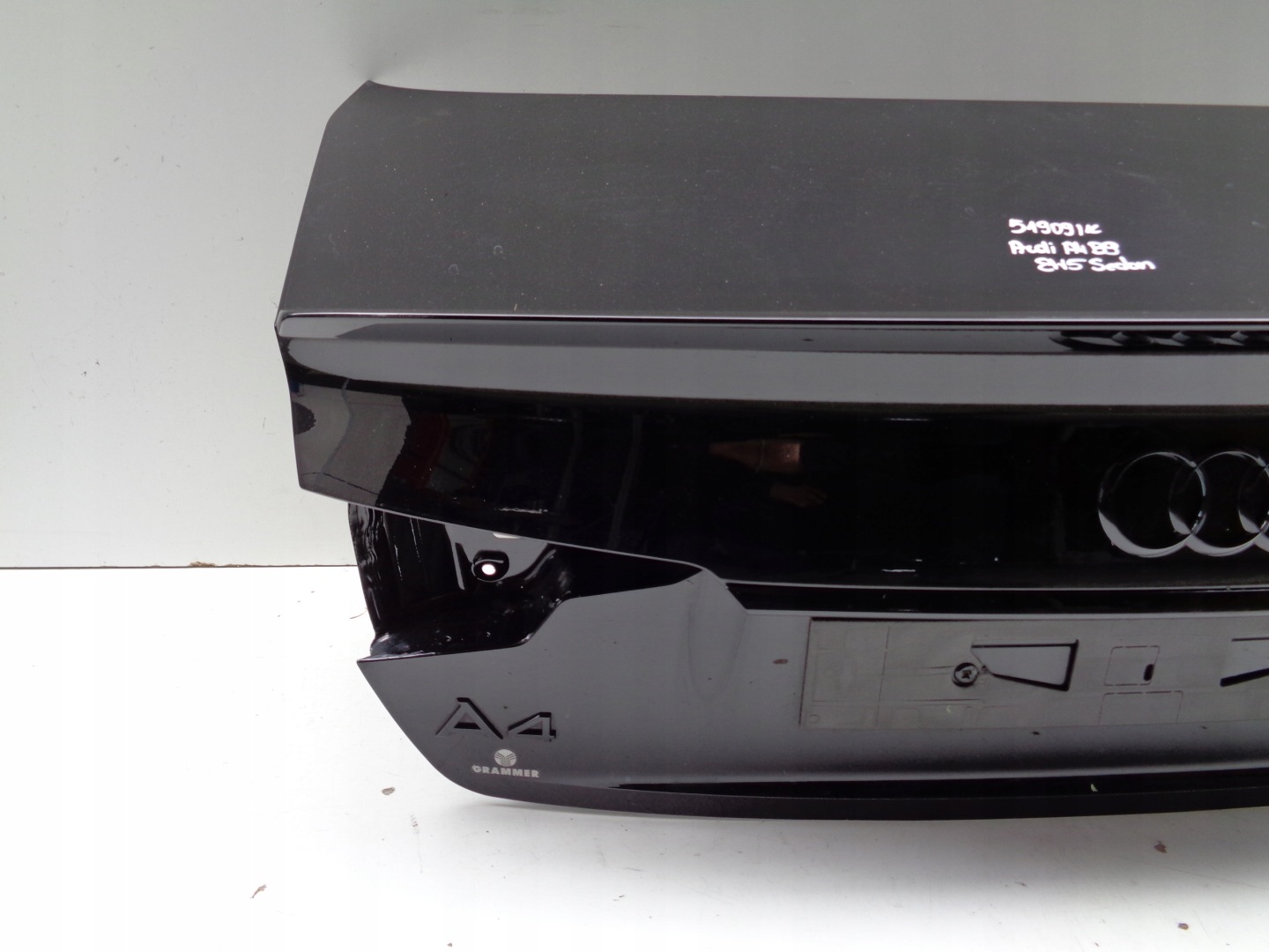 boot doors AUDI A4 B9 8W 8W0 8W5 15- sedan NR 51909