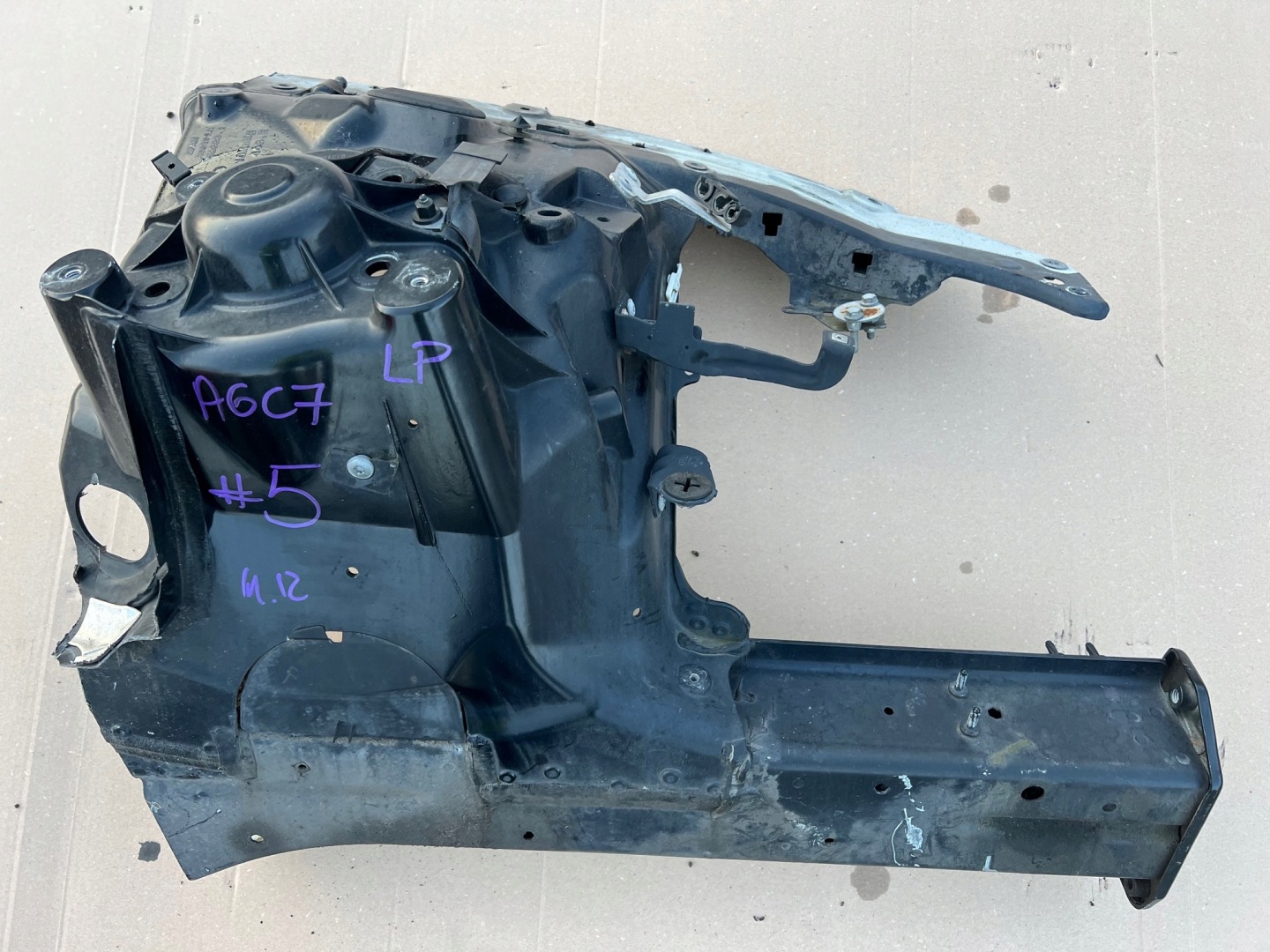 AUDI A6 C7 A7 4G quarter quarter left placement FARTUCH NOSEK left front