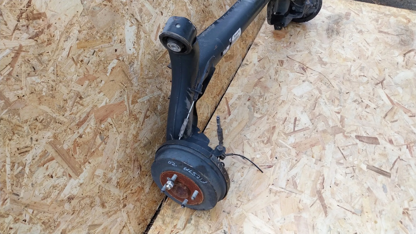 axis rear sider H1BC-AE Ford Fiesta MK8 17