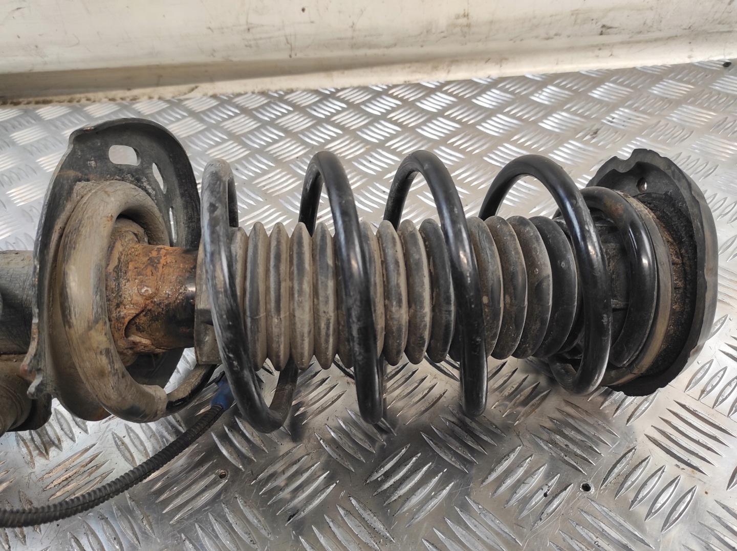 Mcpherson Droite Avant Complet CITROEN C-ELYSEE 1.6 BLUEHDI