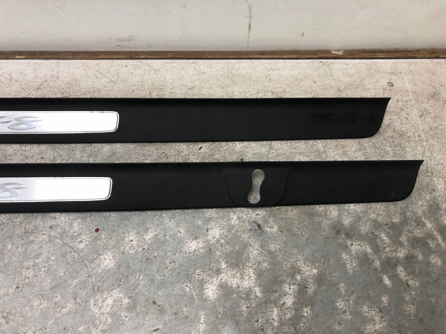 MAZDA RX-8 RX8 moulding threshold cap left right