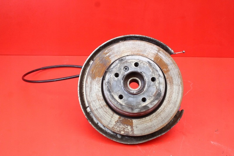 otoč čepu levá záď BMW E63 3.0i 257 KM COUPE 03-10