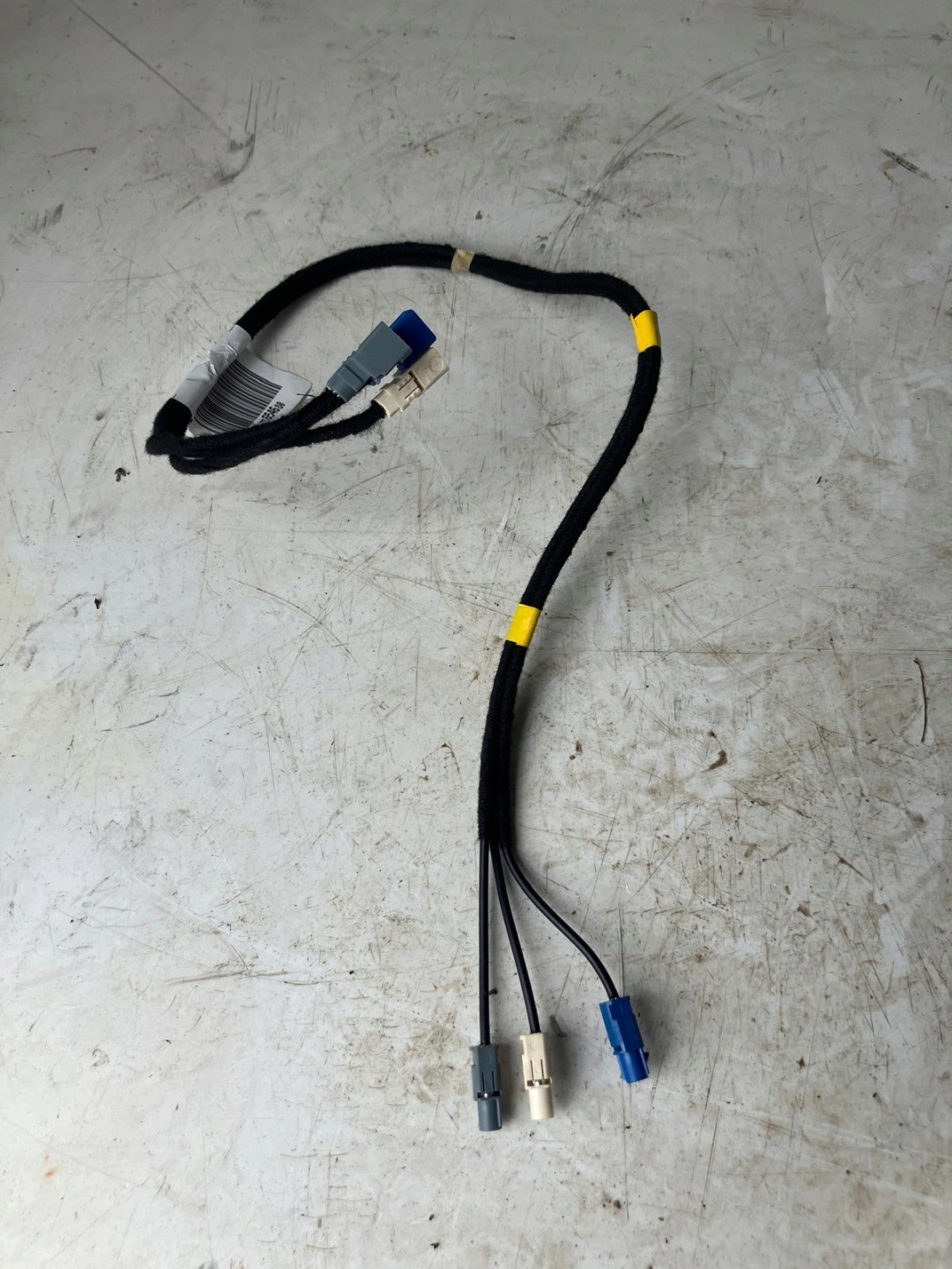KABEL bundle ANTENOWA CITROEN C4 II B7 9675654680