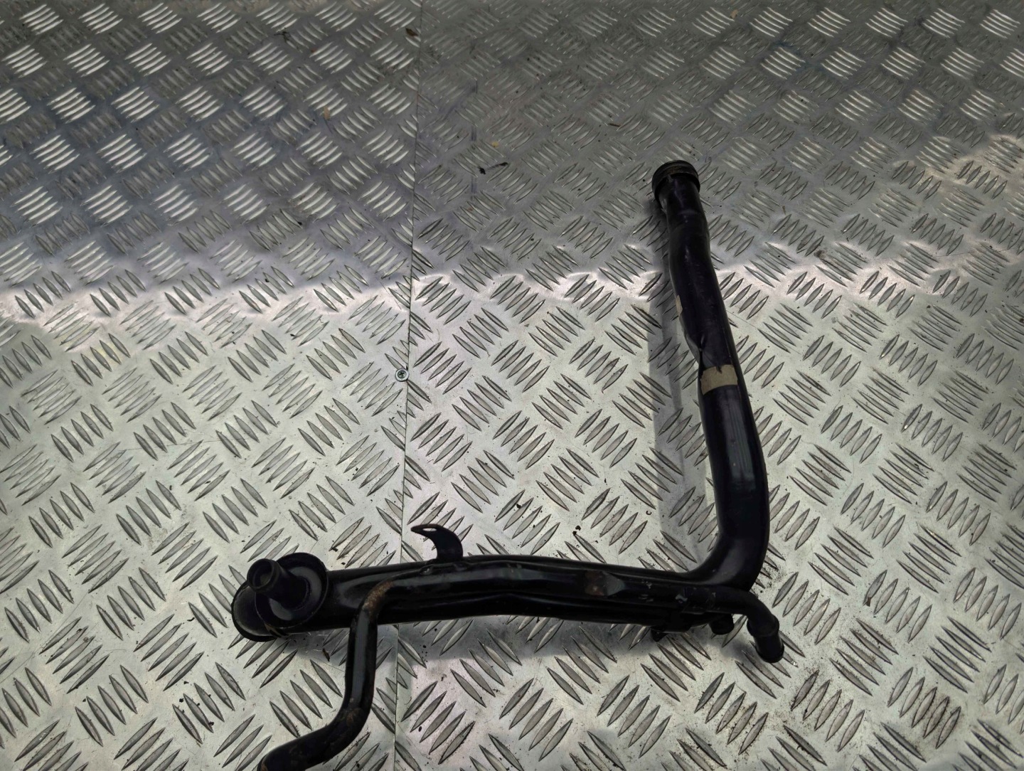 Magistrala vode Wodna prijenos 2.4 2.8 AUDI A4 A6 078121070