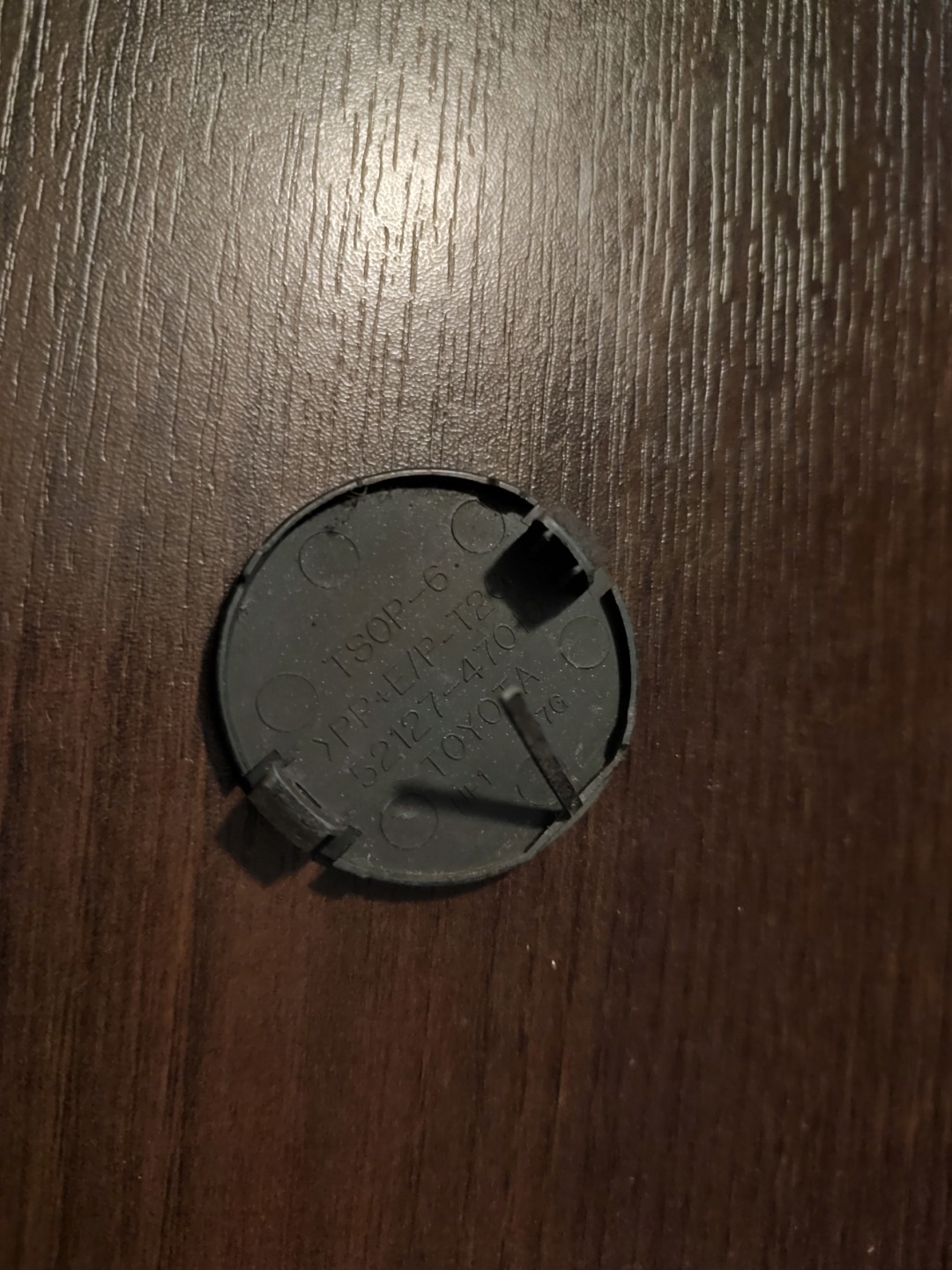 towing hook cap holowniczego front TOYOTA