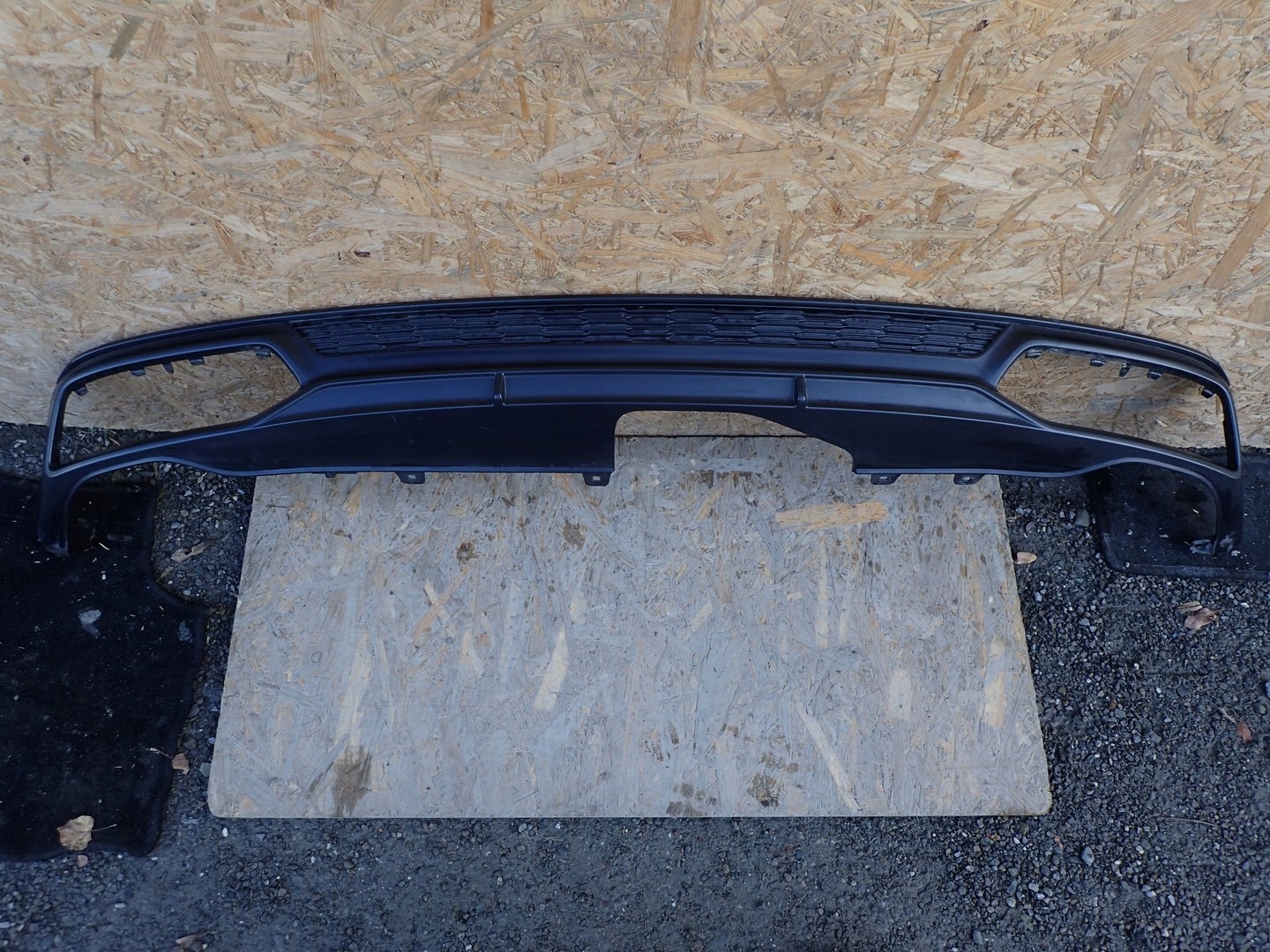 SPOILER der Stoßstange heck AUDI A6 4K C8 S LINE 2018