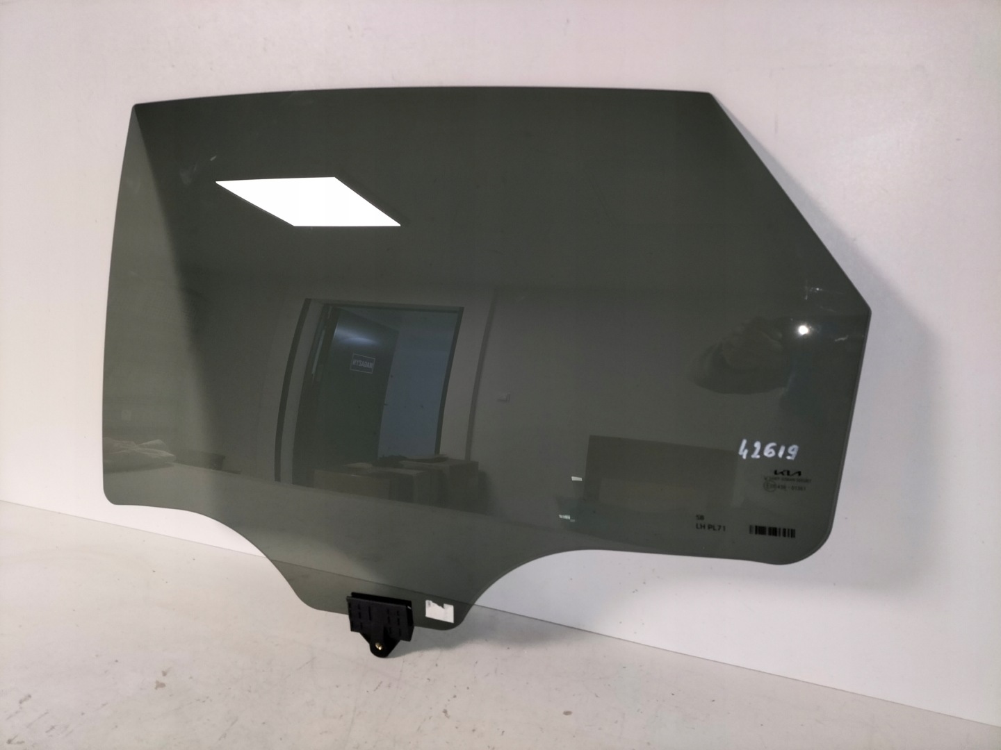 window side door rear rear part left KIA PROCEED III 18- PRO CEED
